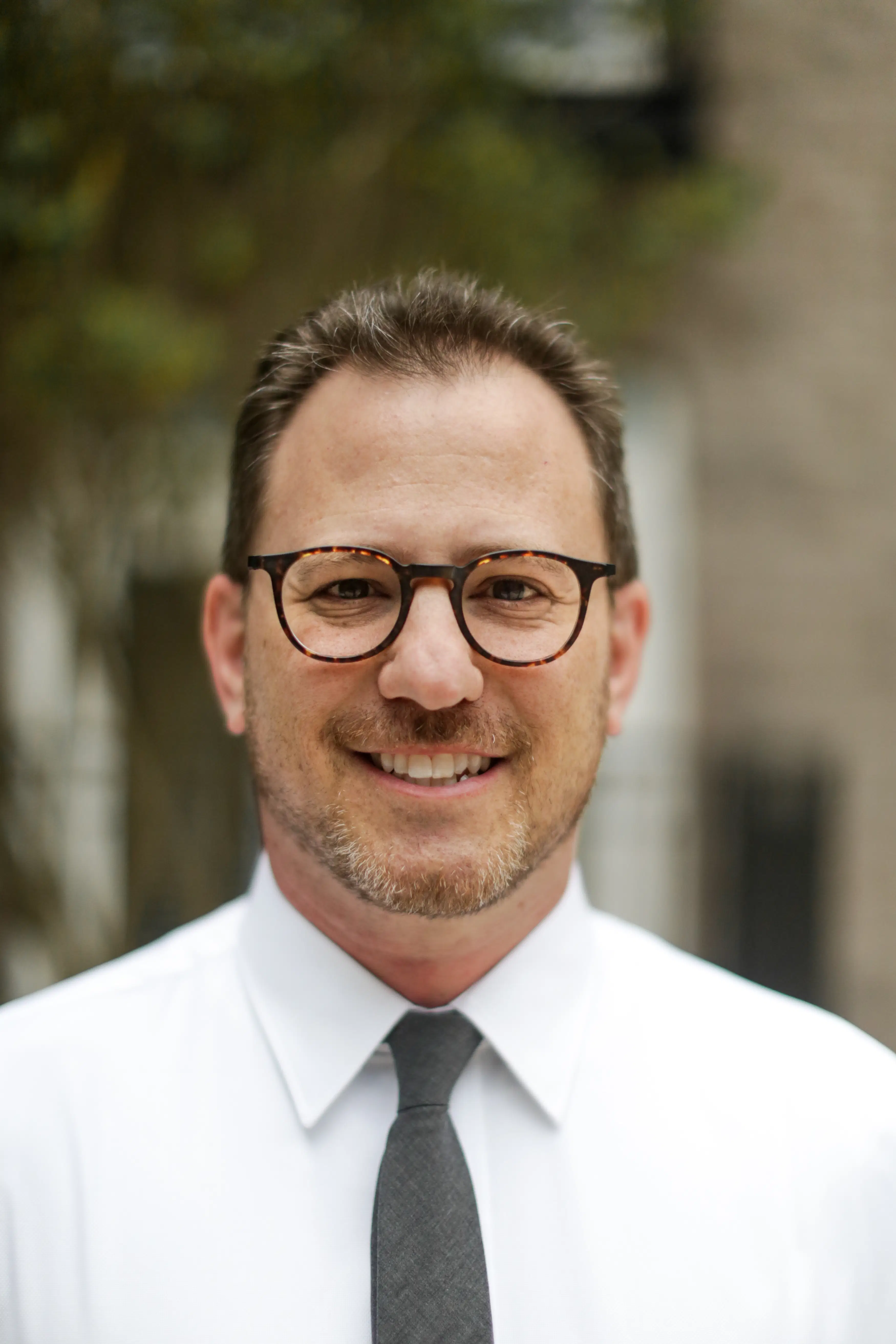 Lead sciatica specialist headshot